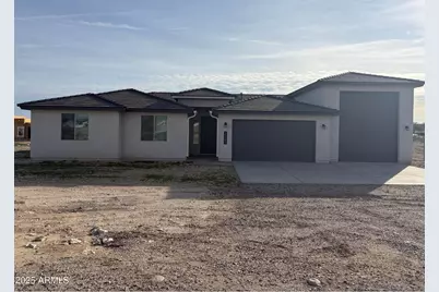 20285 W Wolf Street, Litchfield Park, AZ 85340 - Photo 1