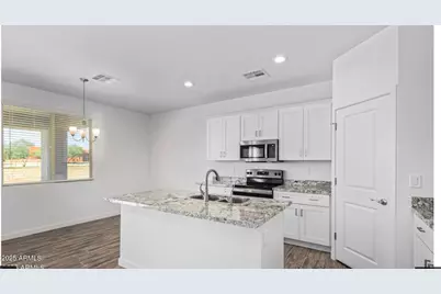 20273 W Wolf Street, Litchfield Park, AZ 85340 - Photo 9