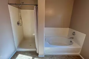 2014 N 77th Glen, Phoenix, AZ 85035 - Photo 19