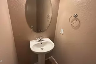 2014 N 77th Glen, Phoenix, AZ 85035 - Photo 13