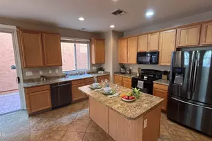 2014 N 77th Glen, Phoenix, AZ 85035 - Photo 7