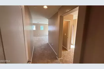 2014 N 77th Glen, Phoenix, AZ 85035 - Photo 15