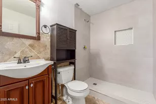 1298 E Barcelona Ave, Casa Grande, AZ 85122 - Photo 17