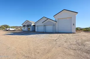 17735 W Dale Ln, Surprise, AZ 85387 - Photo 3