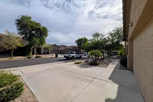 33504 N 24th Ln, Phoenix, AZ 85085 - Photo 5