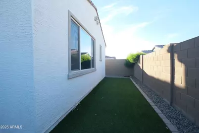 2838 E Fraktur Road, Phoenix, AZ 85040 - Photo 29