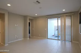 2838 E Fraktur Rd, Phoenix, AZ 85040 - Photo 11