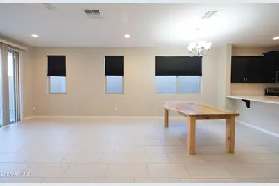 2838 E Fraktur Road, Phoenix, AZ 85040 - Photo 7