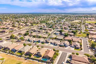7578 W Tierra Buena Ln, Peoria, AZ 85382 - Photo 33