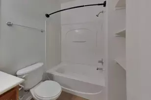 2355 E Huntington Dr, Phoenix, AZ 85040 - Photo 11