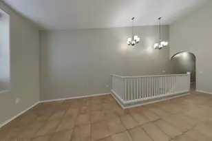 2355 E Huntington Dr, Phoenix, AZ 85040 - Photo 5