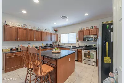 241 W Atlantic Drive, Casa Grande, AZ 85122 - Photo 9