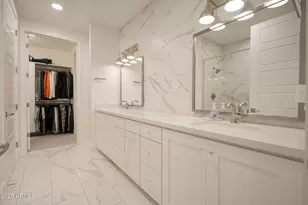 5250 E Deer Valley Dr, Phoenix, AZ 85054 - Photo 9