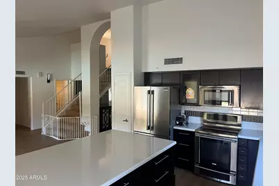 3721 S Hawthorn Drive, Chandler, AZ 85248 - Photo 5