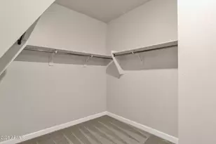 5823 E Rose Garden Ln, Phoenix, AZ 85054 - Photo 17