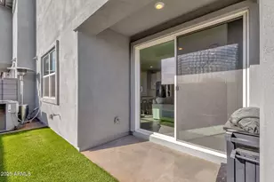 5823 E Rose Garden Ln, Phoenix, AZ 85054 - Photo 25