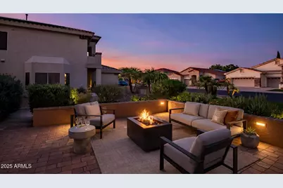 9569 W Redbird Road, Peoria, AZ 85383 - Photo 3