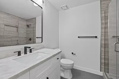 8214 E McDonald Drive, Scottsdale, AZ 85250 - Photo 17