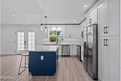 8214 E McDonald Drive, Scottsdale, AZ 85250 - Photo 3