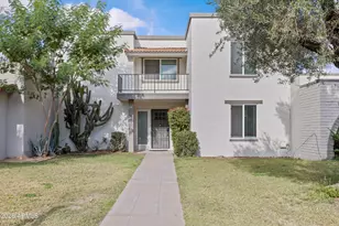 8214 E McDonald Dr, Scottsdale, AZ 85250 - Photo 1