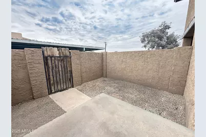 4241 N 69th Drive #1301, Phoenix, AZ 85033 - Photo 21