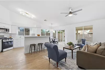 4137 W Chama Drive, Glendale, AZ 85310 - Photo 11