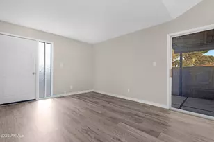 906 S Acapulco Ln, Tempe, AZ 85281 - Photo 9