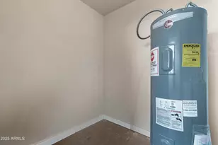 906 S Acapulco Ln, Tempe, AZ 85281 - Photo 31