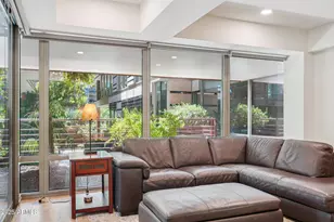 7161 E Rancho Vista Dr, Scottsdale, AZ 85251 - Photo 13