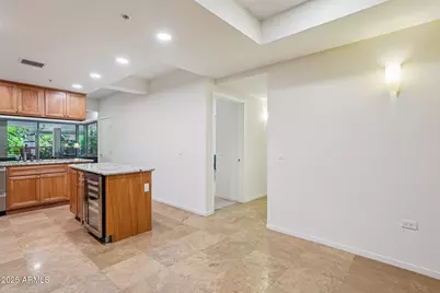 7161 E Rancho Vista Drive #2002, Scottsdale, AZ 85251 - Photo 9