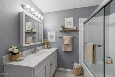 1828 W Tuckey Lane #8, Phoenix, AZ 85015 - Photo 9