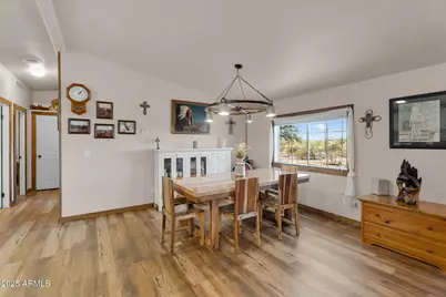 1218 E Sentinel Rock Road, Phoenix, AZ 85086 - Photo 27