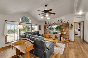 1218 E Sentinel Rock Rd, Phoenix, AZ 85086 - Photo 25