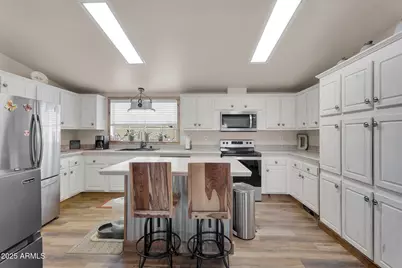 1218 E Sentinel Rock Road, Phoenix, AZ 85086 - Photo 19