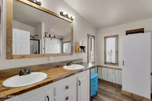 1218 E Sentinel Rock Rd, Phoenix, AZ 85086 - Photo 35