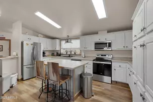 1218 E Sentinel Rock Rd, Phoenix, AZ 85086 - Photo 25