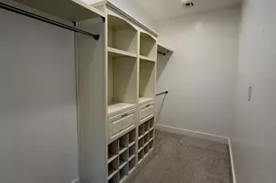 8062 E Edgemont Ave, Scottsdale, AZ 85257 - Photo 9