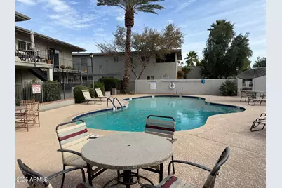 4131 E Camelback Road #38, Phoenix, AZ 85018 - Photo 9