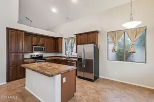 33005 N 24th Ln, Phoenix, AZ 85085 - Photo 9