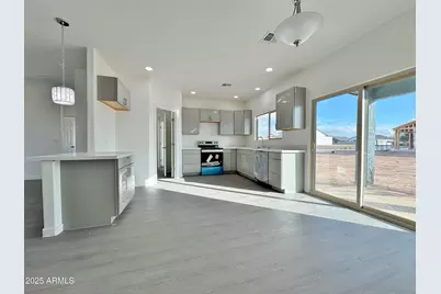 11069 W Laguna Drive, Arizona City, AZ 85123 - Photo 9