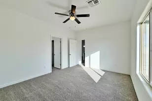 11069 W Laguna Dr, Arizona City, AZ 85123 - Photo 13