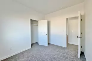 11069 W Laguna Dr, Arizona City, AZ 85123 - Photo 23