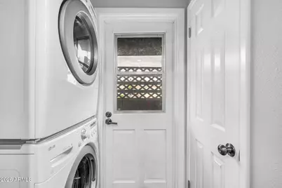 8631 E Plaza Avenue, Scottsdale, AZ 85250 - Photo 33