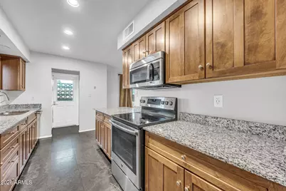 8631 E Plaza Avenue, Scottsdale, AZ 85250 - Photo 15