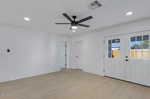 2320 E Whitton Ave, Phoenix, AZ 85016 - Photo 7