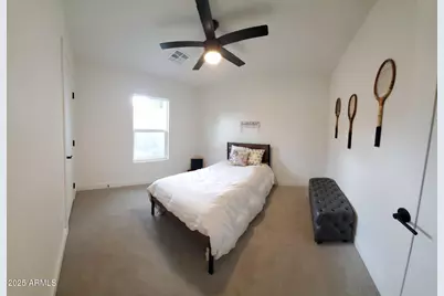 2320 E Whitton Avenue, Phoenix, AZ 85016 - Photo 11