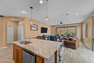 3756 Goldmine Cyn Wy, Wickenburg, AZ 85390 - Photo 11