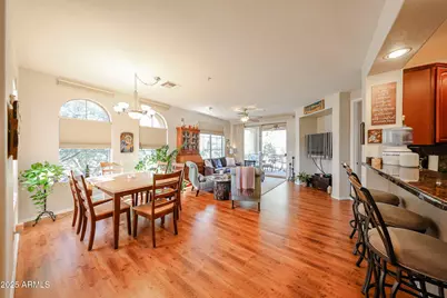 10655 N 9th Street #203, Phoenix, AZ 85020 - Photo 11