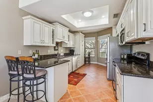 7949 E Joshua Tree Ln, Scottsdale, AZ 85250 - Photo 11