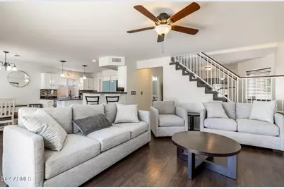 7515 E Laguna Azul Avenue, Mesa, AZ 85209 - Photo 9